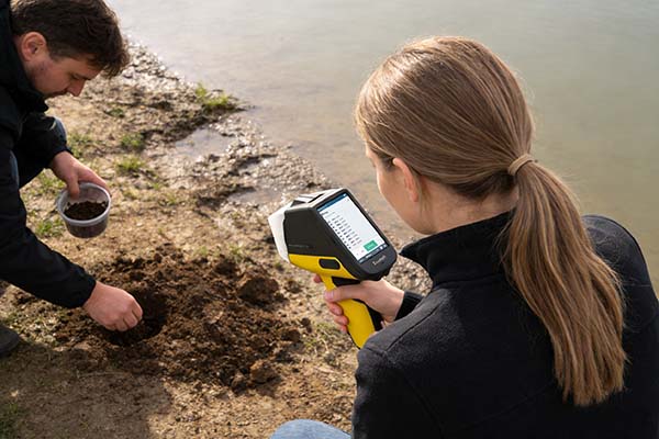 伊瓦特便携式光谱仪土壤检测